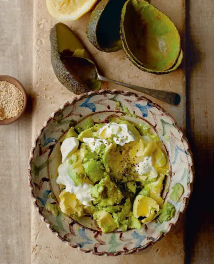 Gazan smashed avocados