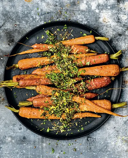 oven-roasted carrots with carrot top— walnut pesto