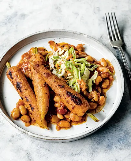 barbecue carrots with slow-cooked white beans