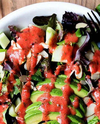 Strawberry Mixed Greens