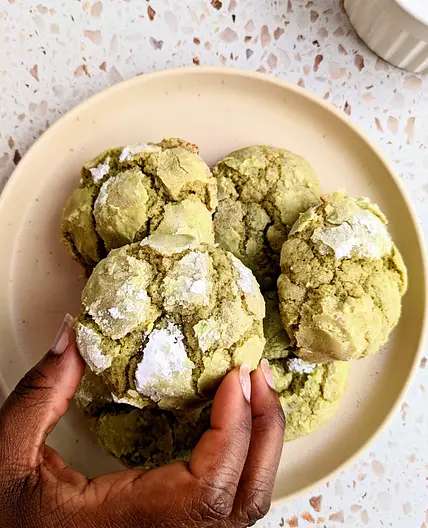 Matcha crinkle cookies