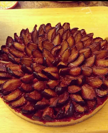 Omi's plum torte