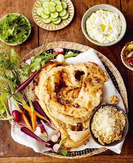 TEAR & SHARE FLATBREAD LEMON COTTAGE CHEESE, HERBS, WALNUTS & CRUNCHY VEG