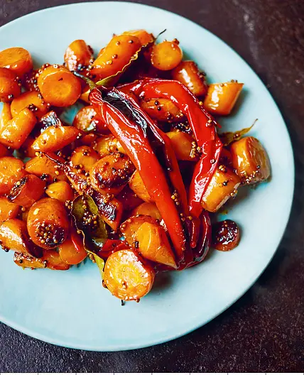 DELICIOUS CARROTS MARMALADE, VINEGAR, MUSTARD SEEDS & MELLOW CHILI