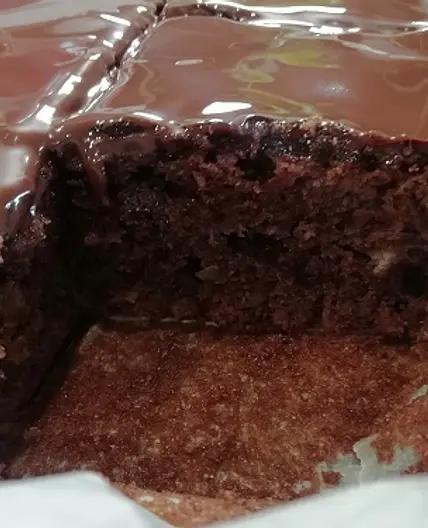 Kyslomliečny (hrnčekový) koláč