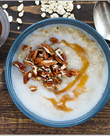 Apple butter oatmeal with pecan crunch (gluten-free)