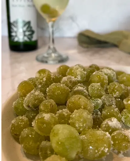 Boozy Cotton Candy Grapes