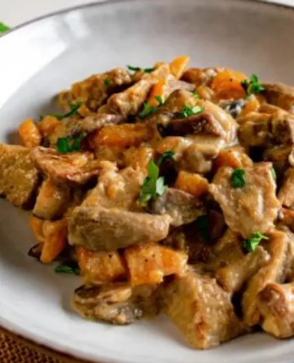 Seitán en salsa de setas y calabaza