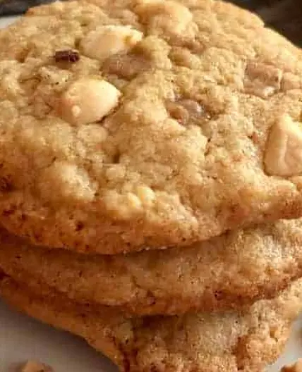 White Chocolate Toffee Brown Butter Cookies