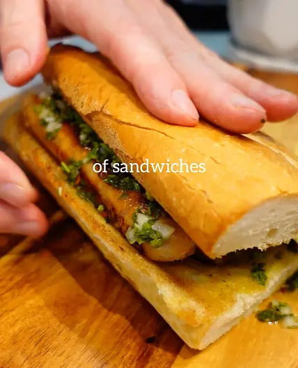 The Choripan (Argentinian Sandwich)