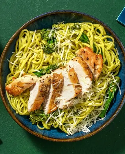 Creamy Chicken and Pesto Linguine