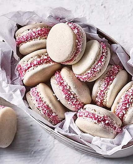 Candy Cane Macarons