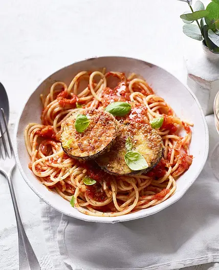 Aubergine milanese with spaghetti