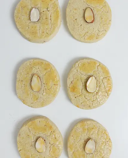 Butter Almond Cookies