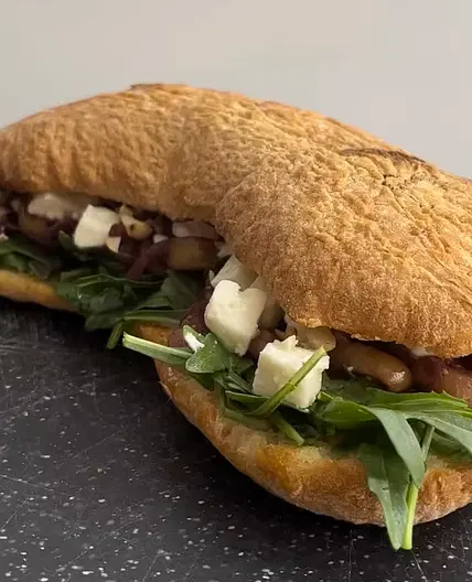 Feigen chutney Feta Sandwich