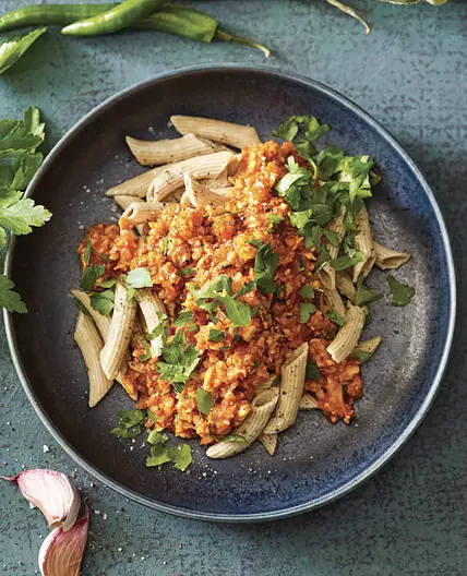 Blumenkohl-Bolognese mit Pasta (Thermomix)