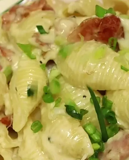 Easy Creamy Bacon Pasta