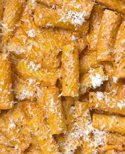 Creamy Oregano & Tomato Pasta