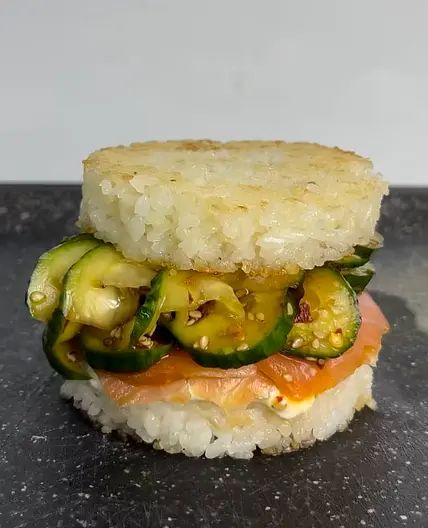 Der virale Gurkensalat- aber in einem Sandwich