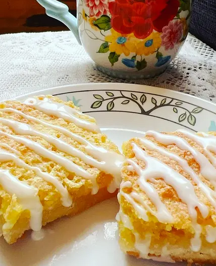 Sunburst Lemon Bars