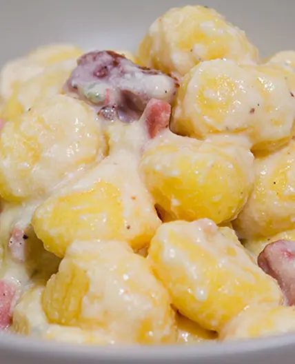 Gnocchi pancetta e gorgonzola