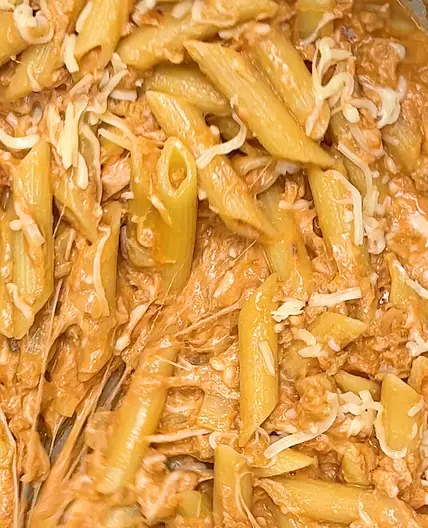 Delicious and super easy tuna pasta ❤️