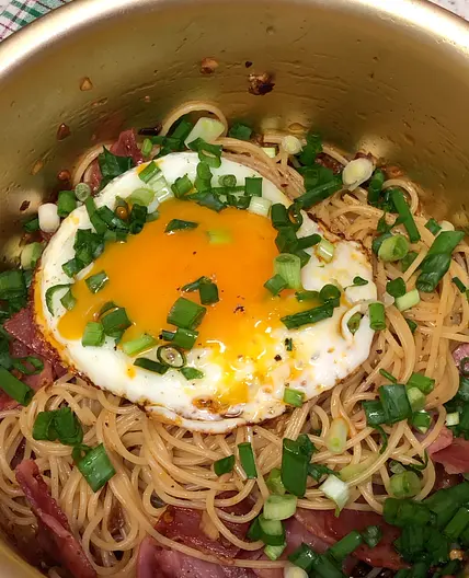Easy Chili Oil Pasta