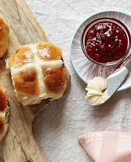 Vegan Hot Cross Buns
