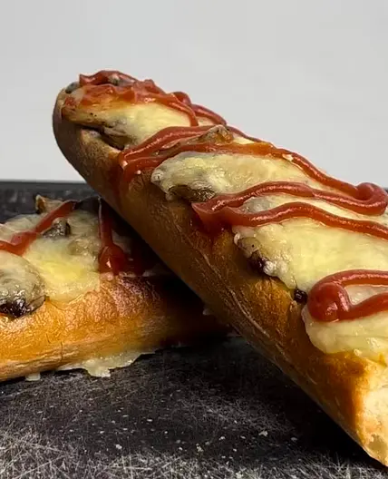Sandwiches rund um die Welt | Zapiekanka -Polen