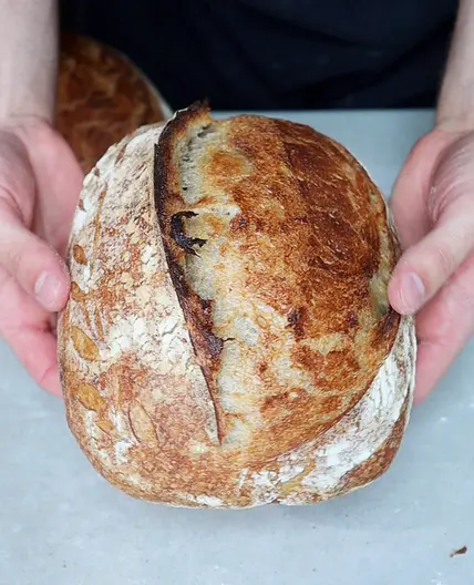 Homemade Sourdough Bread 👨🏼‍🍳 aka. the best bread in the world!