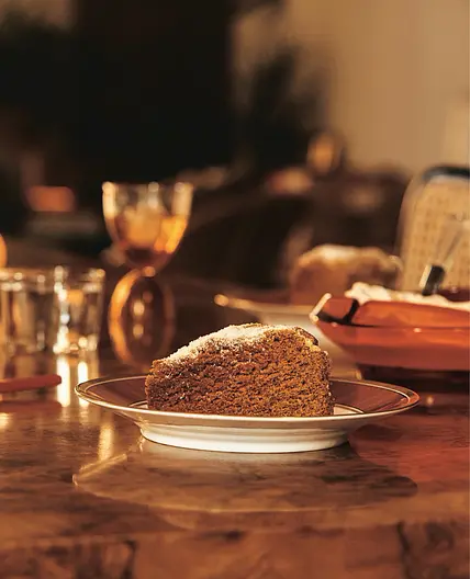 golden ginger cake