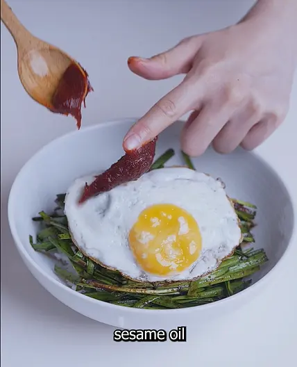 Easy Korean Chives Bibimbap
