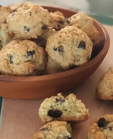 Oatmeal And Chocolate Cookies
