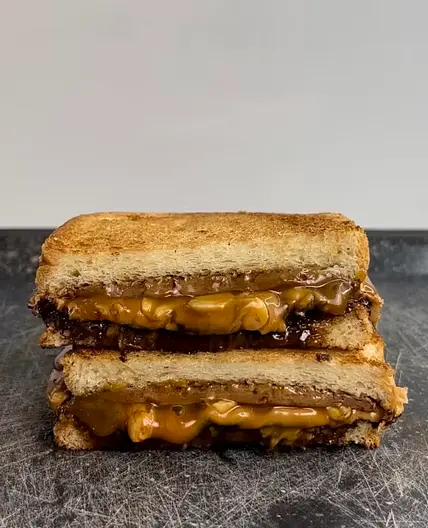 Snickers Sandwich