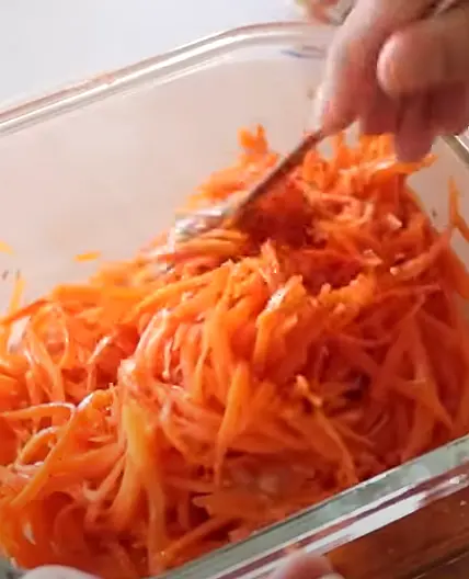 Sesame Carrot Salad