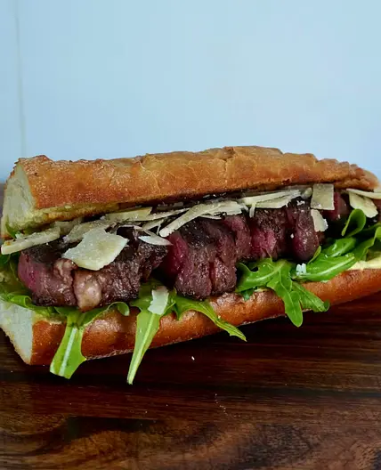 Rotwein Steak Sandwich