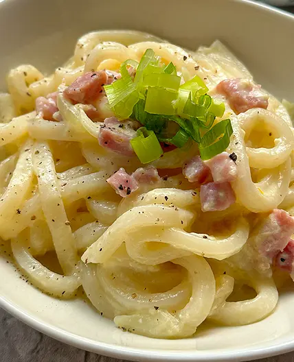 Easy Udon Carbonara (カルボナーラうどん)