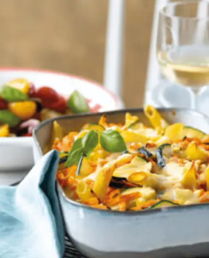 Nudelauflauf mit Zucchini und Karotten