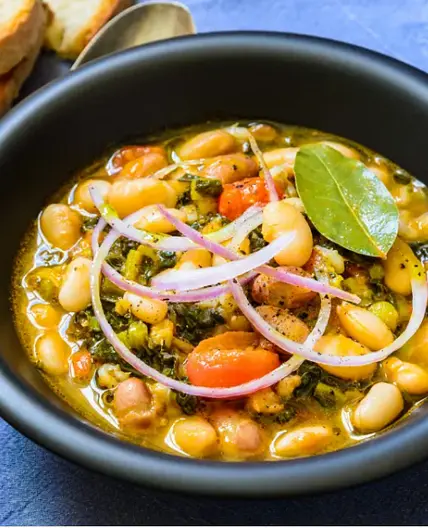Mediterranean White Bean & Veggie Soup
