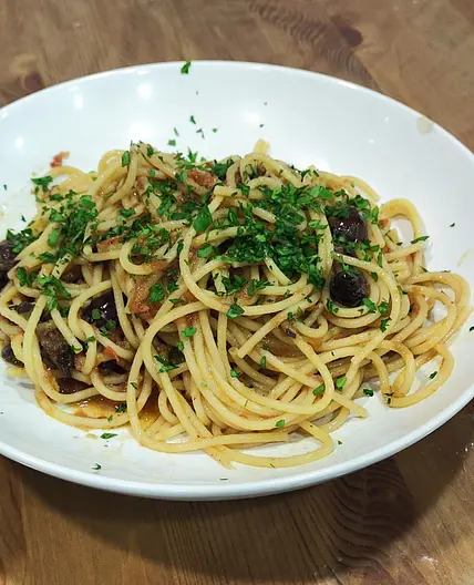 Spaguetto alla puttanesca