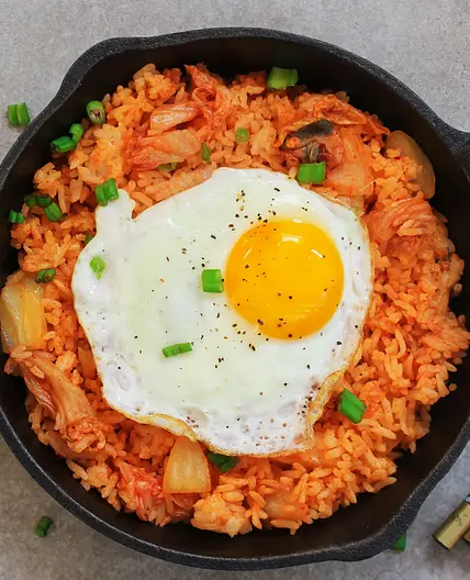 Kimchi bokkeumbap végétarien