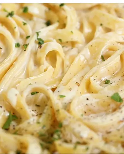 One pot garlic parmesan pasta