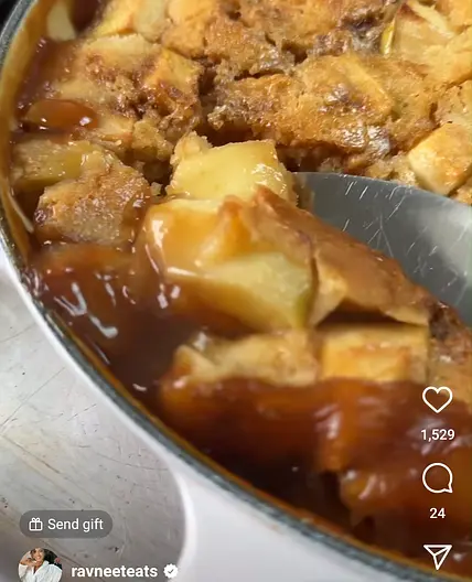 Toffee apple self saucing pudding