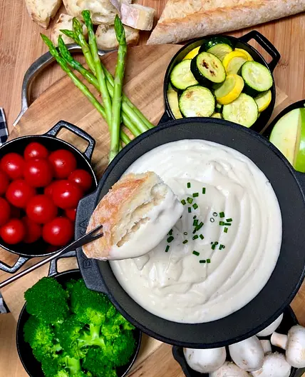 Easy Vegan Cheese Fondue