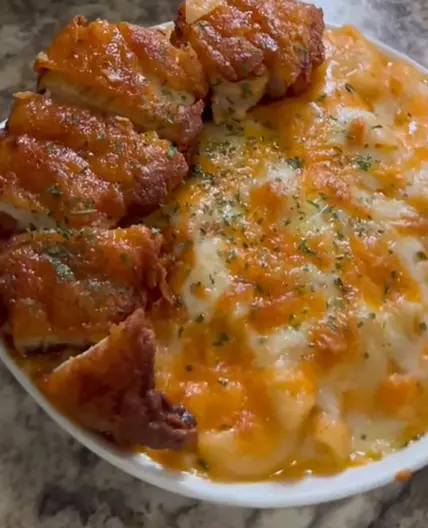 Hot-Honey Tenders with Mac & Cheese