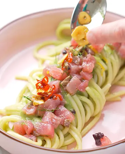 ITALIANO - Spaghetti alle cime di rapa con tartar di tonno