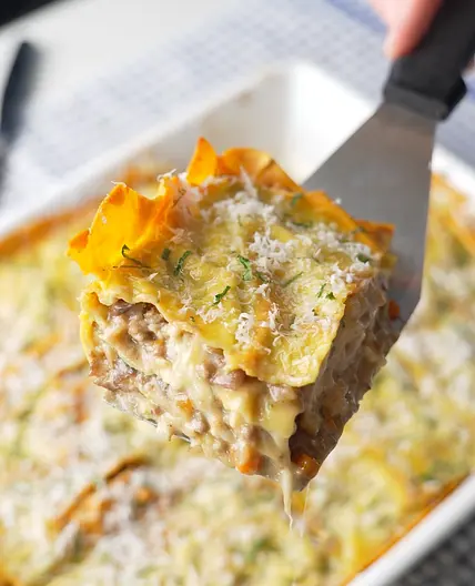 Radicchio and smoked cheese lasagna
