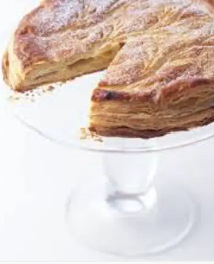 Pastry Puff with Almond Cream