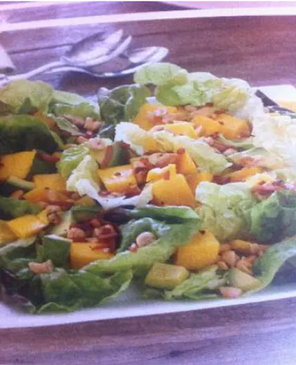 Bin's Avocado & Mango Salad