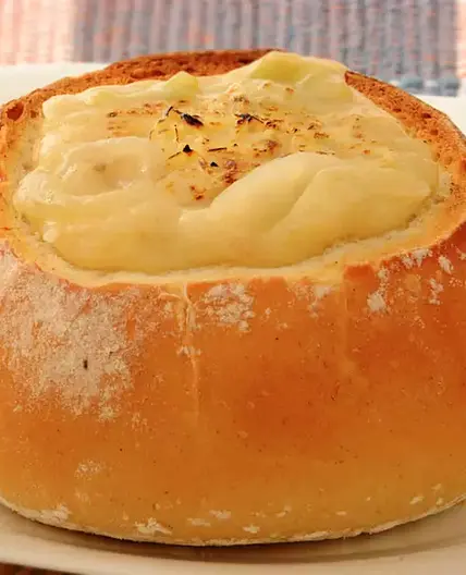 Creme de Cebola e Alho Poró no Pão